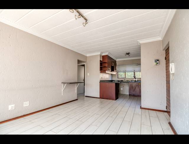 2 BEDROOM APARTMENT RENTED IN NORWOOD